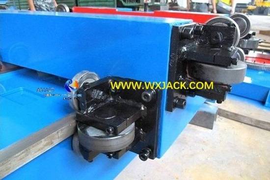 Fig3 Manipulator Welding Column and Boom 42 IMG_0676 Рис. 3. Сварочная колонна и стрела манипулятора 42 IMG_0676