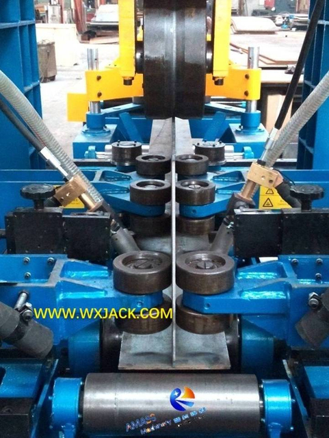 1 Сварочно-правильный станок для сборки двутавровой балки 3 в 1 128