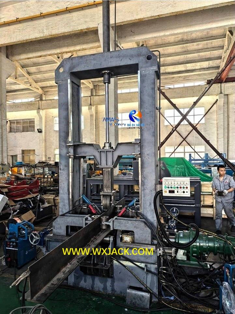 2 Машина для сборки и прихваточной сварки IH-балок 36 IMG_20250426_090757