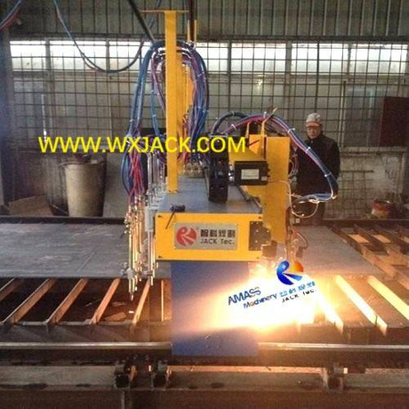 1 Flame and Plasma CNC Plate Cutting Machine 5.jpg