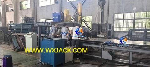 Рис.11 Машина для стыковой сварки стальных пластин 38