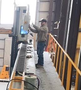 Рис.7 Большой станок для резки стальных труб с ЧПУ 100