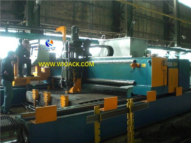 2 CNC Drilling and Cutting Machine 7