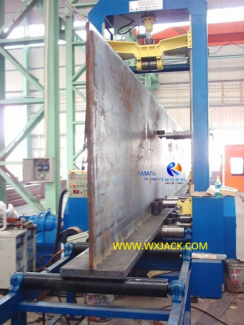 4 Машина для сборки и прихваточной сварки балок IH 16