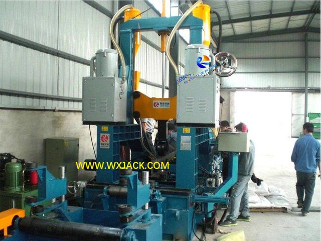 1 Машина для сварки двутавровых балок &laquo;три в одном&raquo; 20