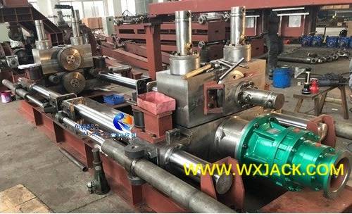 Рис5 Станок для закругления кромок 5 IMG_1156