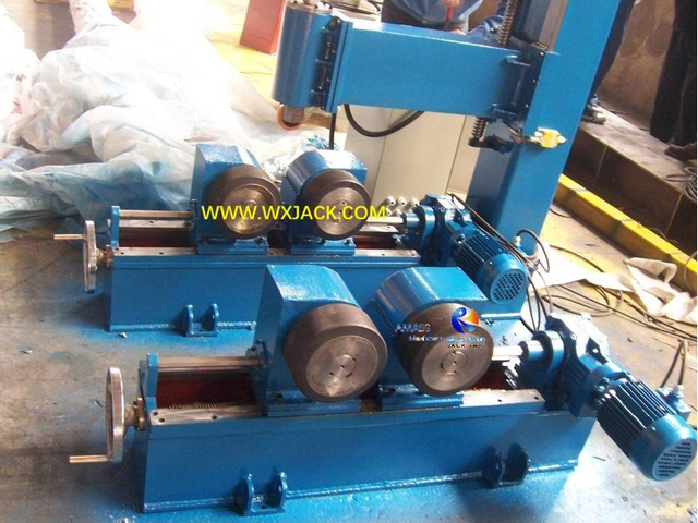 4 Регулировка ходового винта сварочного вращателя 6 100_6079