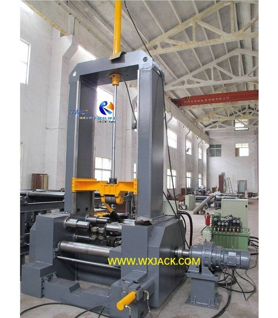 4 Машина для сборки и прихваточной сварки балок IH 5 IMG_7180