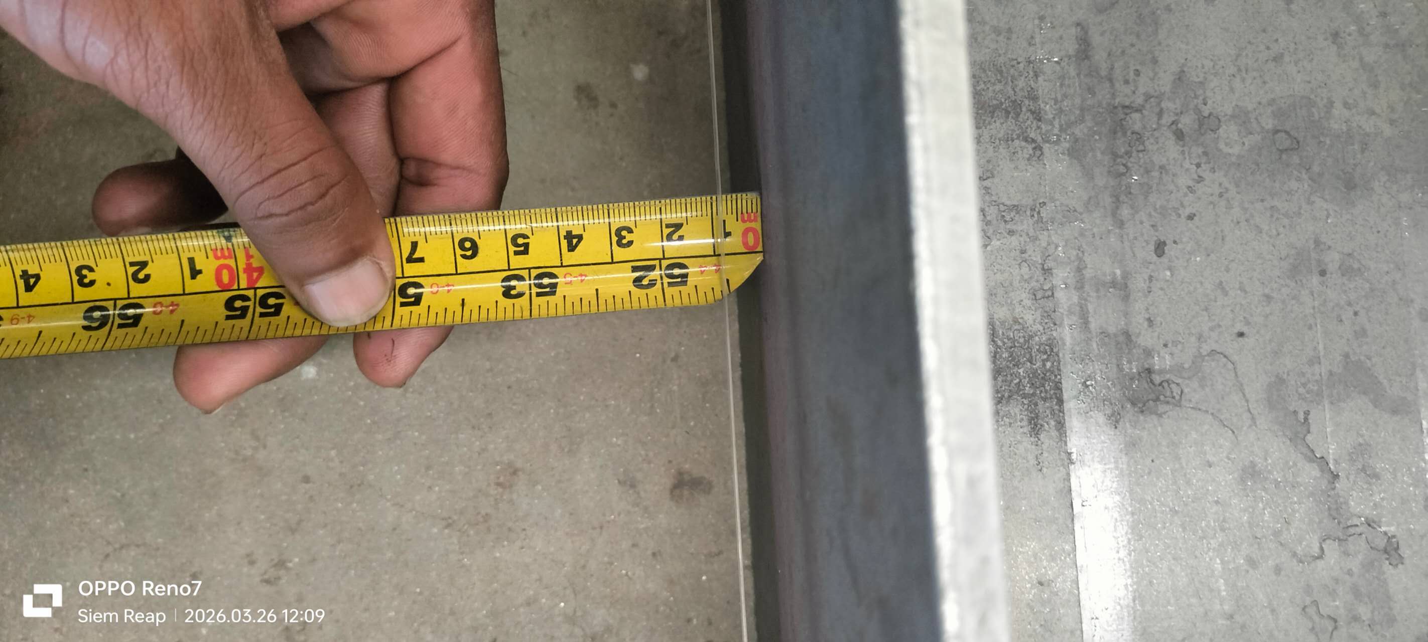 Рис. 19. Вертикальный сварочный аппарат для двутавровых балок 3 в 1 36