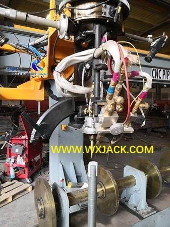 Рис. 6. 7-осевой станок для резки труб с ЧПУ 54