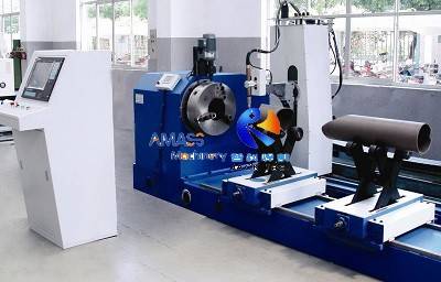 Fig3 CNC Pipe Cutting Machine