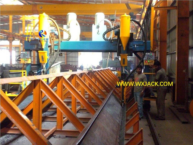 2 Машина для сварки балок IH 8