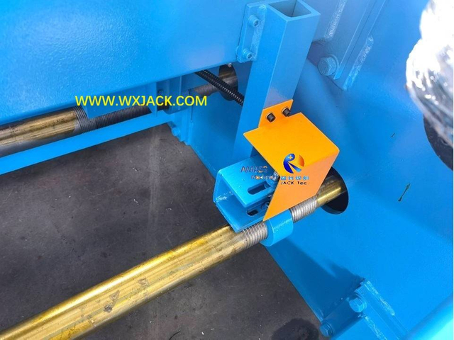 2 Сварочный аппарат для сварки двутавровых балок &laquo;три в одном&raquo; 71