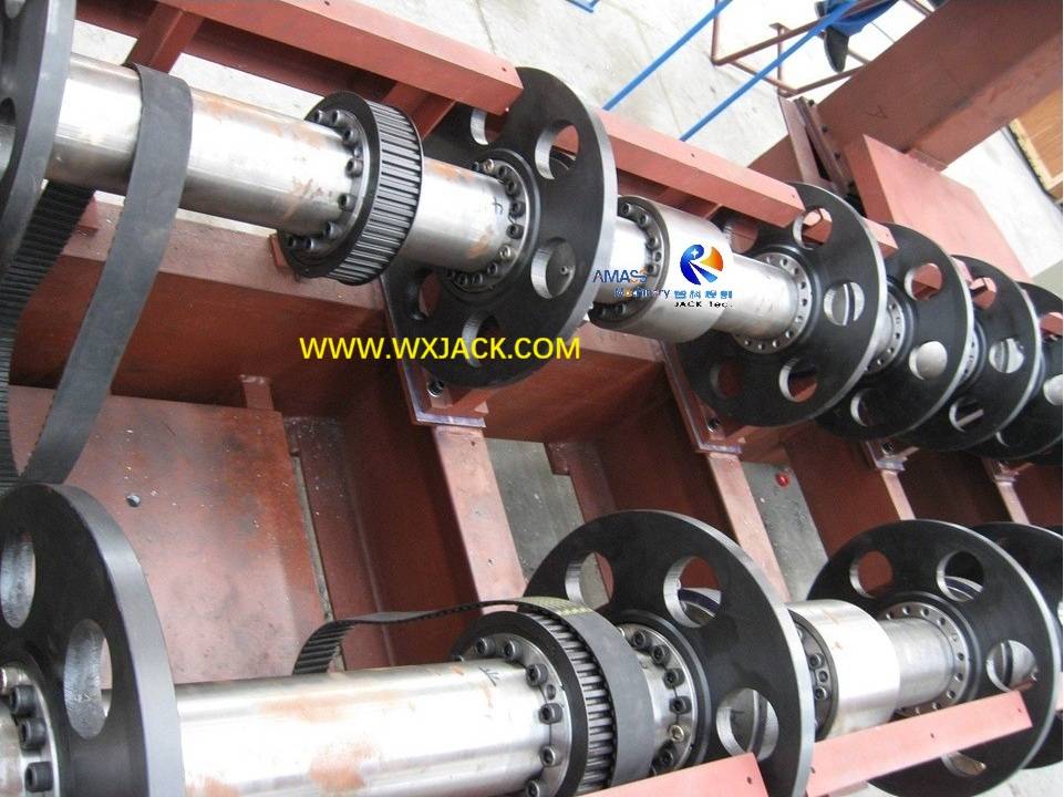 7 Large 7 Axis CNC Pipe Plasma Flame Cutting Machine 6 IMG_8954