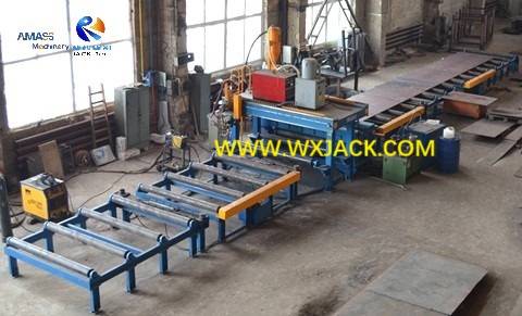 Рис. 8. Машина для плоско-стыковой сварки стальных пластин 1