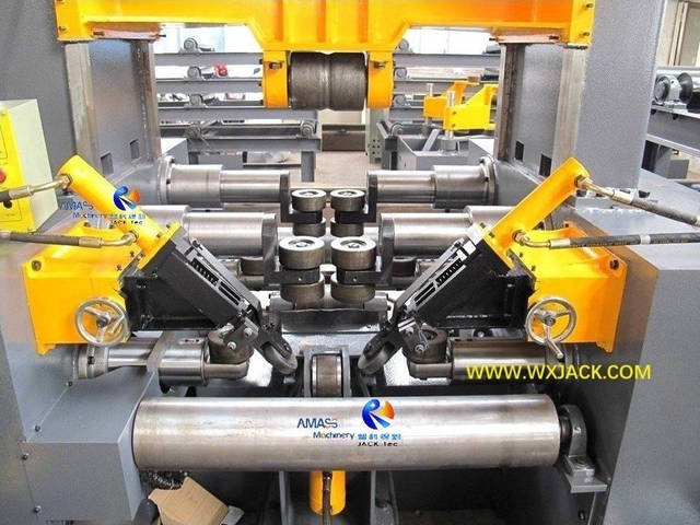 3 Машина для сборки и прихваточной сварки IH балок 8 IMG_7189