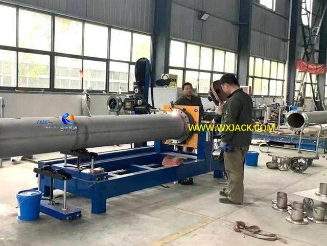 7 Машина для сварки фланцев труб 1