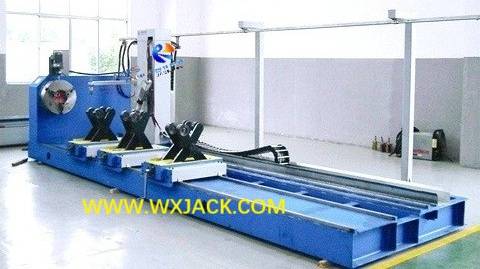 Рис.4 Станок для резки стальных труб с ЧПУ 28B