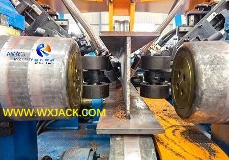 Рис. 6. Интегральная машина для выпрямления сварного шва в сборе дальней балки 3 в 1 16