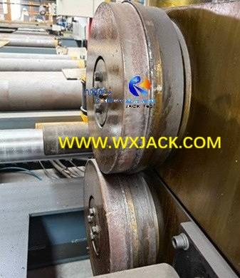 Рис.13 Станок для закругления кромок 30