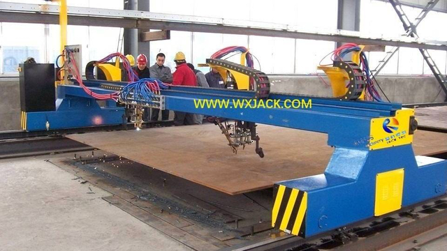 2 Машина с резки пламени 1 CNC 1
