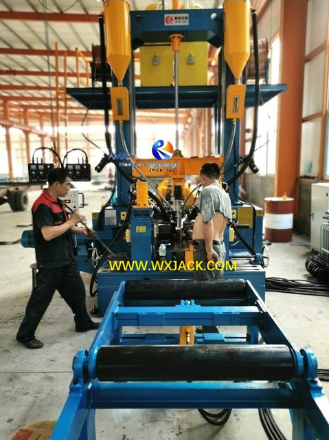 11 Машина для сварки двутавровых балок 3 в 1 14