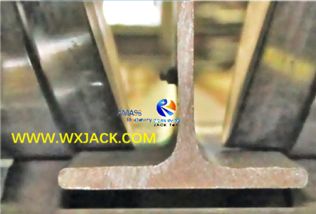 Рис.2 Станок для закругления кромок полок двутавровой балки 2