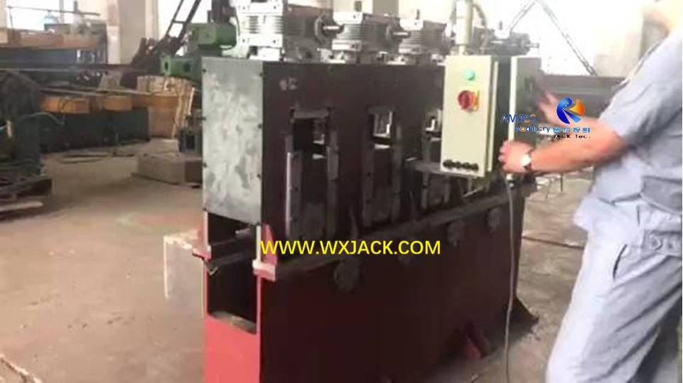 2 Angle Steel Straightening Machine 13.jpg