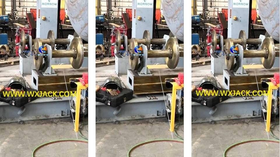 1 7 Axis Large CNC Pipe Intersection Cutting Machine 8.jpg