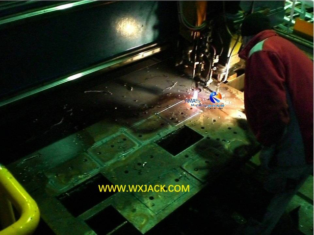 12 CNC Rutching and Drilling Machine 49 CIMG3672