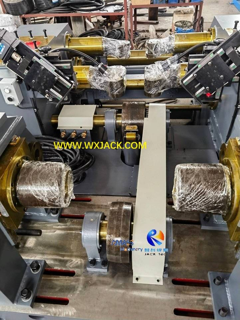 6 Вертикальный сварочный аппарат для сварки двутавровых балок 3 в 1 267