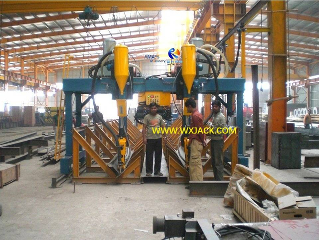 Сварочный аппарат SAW с 8 IH-балками 48 CIMG1899