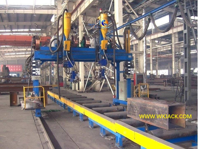 7 Портальный сварочный аппарат BOX Beam SAW 1