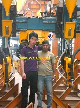 Рис.3 Сварочный аппарат BOX IH Beam SAW 43 CIMG1804