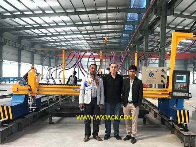 7 CNC -стрип -пламенная пластина