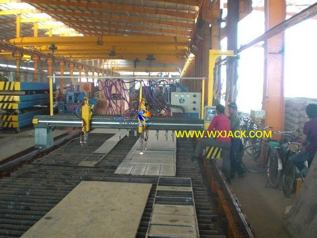 1 Станок газовой резки с ЧПУ 32